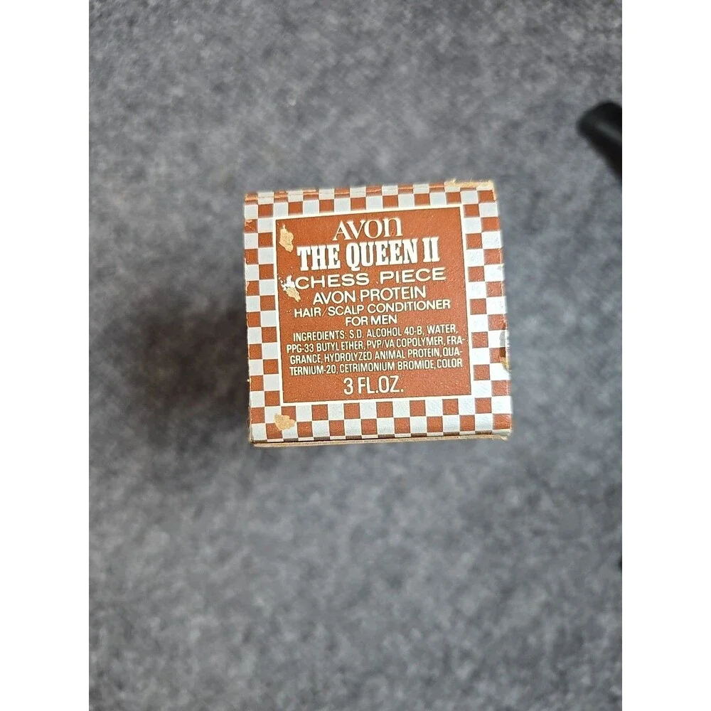 VTG Avon The Queen II Chess Piece 3 Fl Oz Hair/Scalp Conditioner Full W/Box